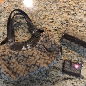 Coach set (purse, wallet and two keychains)